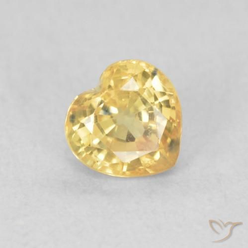 Zafiro Naranja dorado natural de 0.54 ct, Corazón, VVS-VS
