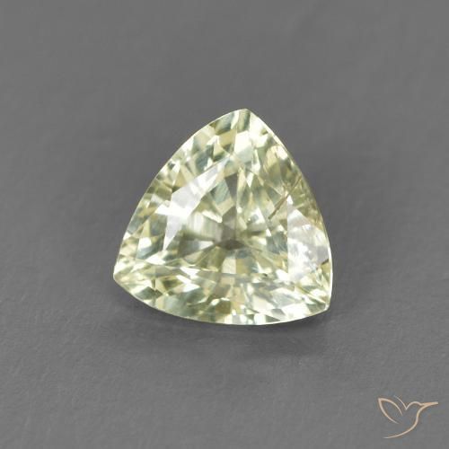Zafiro Verde lima pálido natural de 0.66 ct, Trillón, VS
