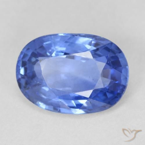 Zafiro Azul marino medio natural de 4.46 ct, Ovalada, VVS-VS