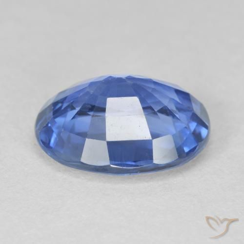 Zafiro Azul oscuro medio natural de 4.25 ct, Ovalada, VVS-VS
