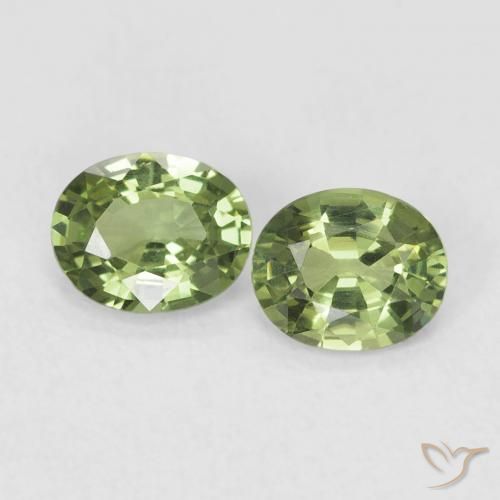 Gemas de Zafiro Verde cálido natural de 0.74 ct, Ovalada, VVS-VS