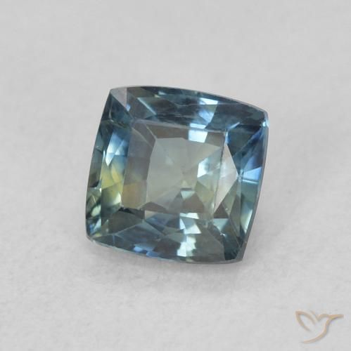 Zafiro Cerceta natural de 0.64 ct, Forma Cojín, VS