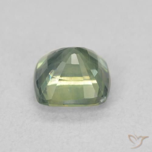 Zafiro Verde cálido natural de 0.76 ct, Forma Cojín, VS