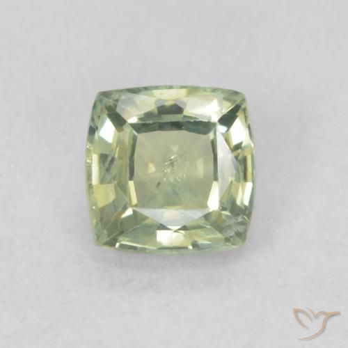 0.61ct Natural Medium Light-Green Zafiro, Forma Cojín, SI