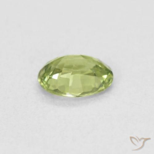 Zafiro Verde vivo claro natural de 0.32 ct, Ovalada, VVS-VS
