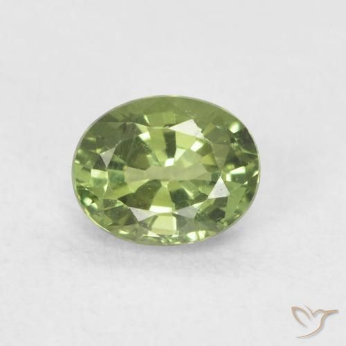 0.52ct Natural Verde medio Zafiro, Ovalada, VVS-VS