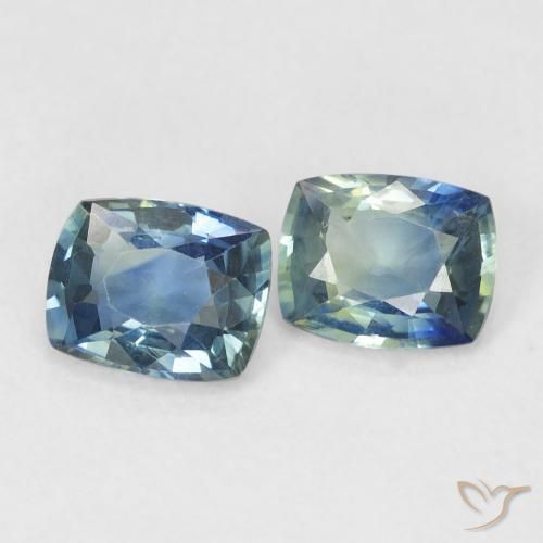 Gemas de Zafiro Verde azul medio natural de 1.31 ct, Forma Cojín, VS