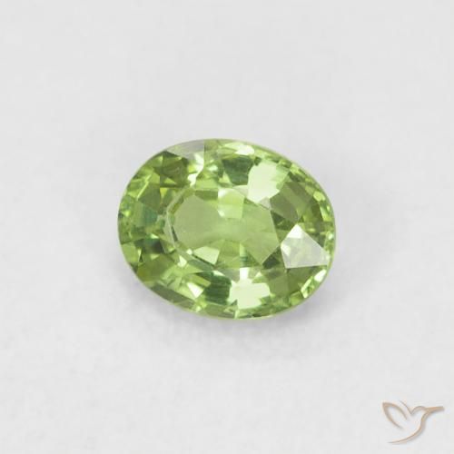 Zafiro Verde bosque natural de 0.41 ct, Ovalada, VVS-VS