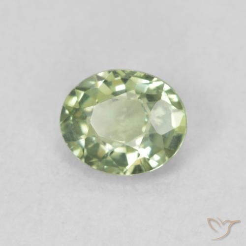 Zafiro Verde pálido natural de 0.46 ct, Ovalada, VVS