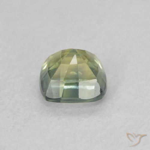Zafiro Verde medio natural de 0.54 ct, Forma Cojín, VS