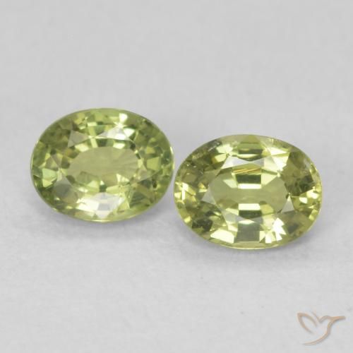 Gemas de Zafiro Verde amarillento natural de 0.87 ct, Ovalada, VS