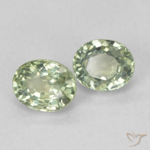Gemas de Zafiro Verde pera pálido natural de 1.23 ct, Ovalada, VVS-VS