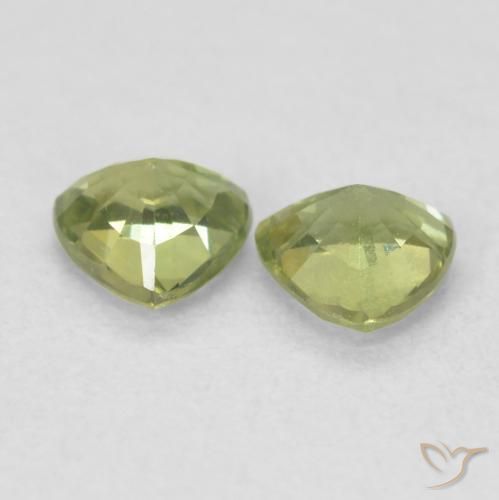 Gemas de Zafiro Verde amarillento natural de 0.67 ct, Trillón, VVS-VS