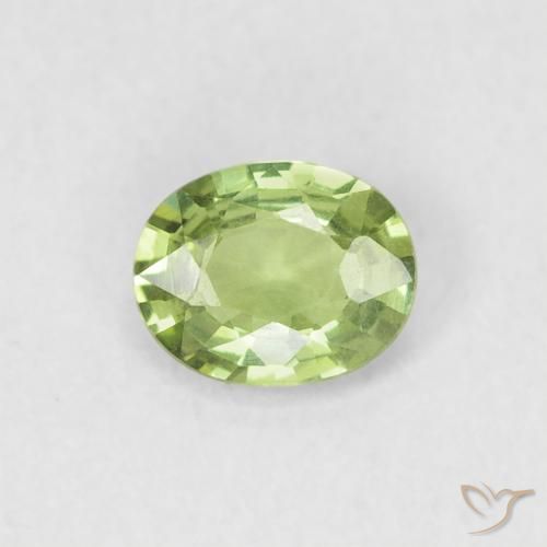 0.38ct Natural Verde amarillo Zafiro, Ovalada, VVS