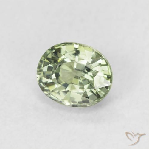 Zafiro Verde claro natural de 0.62 ct, Ovalada, VVS