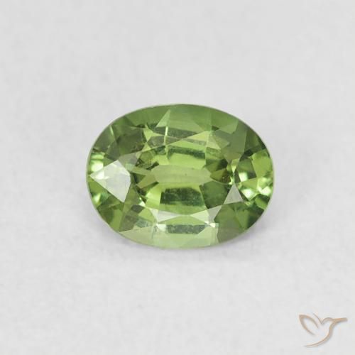 0.45ct Natural Verde medio Zafiro, Ovalada, VS
