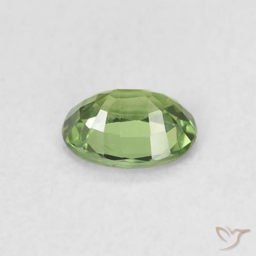 Zafiro Verde medio natural de 0.45 ct, Ovalada, VS