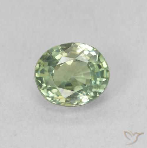 0.60ct Natural Verde claro Zafiro, Ovalada, VVS-VS
