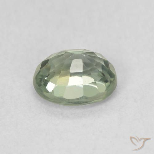 Zafiro Verde bosque natural de 0.56 ct, Ovalada, VVS-VS