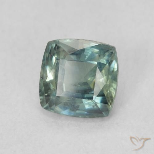 Zafiro Verde azul medio natural de 0.71 ct, Forma Cojín, VS