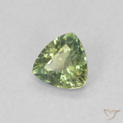 Zafiro Verde oscuro natural de 0.36 ct, Trillón, VVS-VS