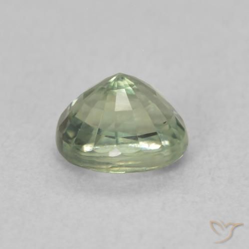 Zafiro Verde medio natural de 0.68 ct, Ovalada, VVS-VS