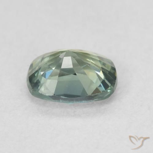 Zafiro Verde-azul natural de 0.69 ct, Forma Cojín, VVS-VS