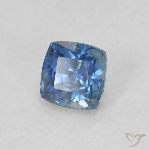 Zafiro Azul marino natural de 0.57 ct, Forma Cojín, VS