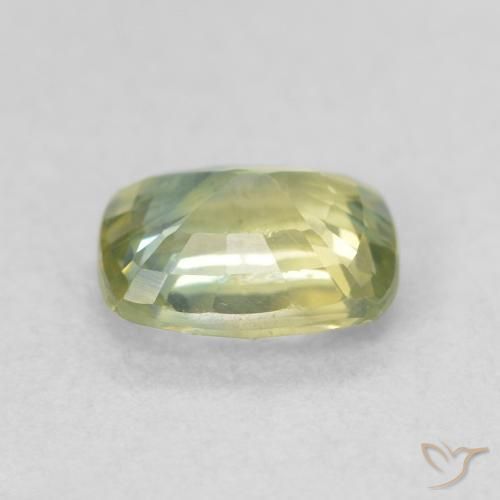 Zafiro Verde bosque claro natural de 0.73 ct, Forma Cojín, VVS-VS