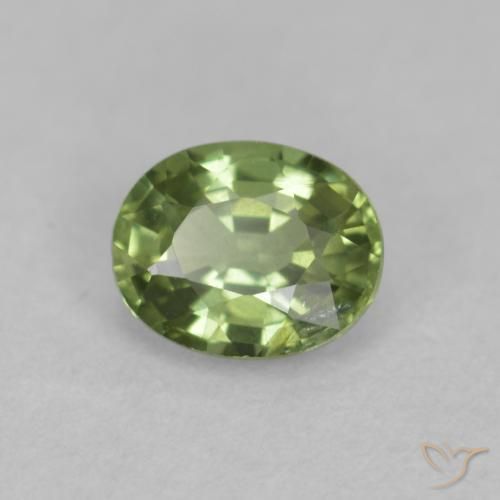 Zafiro Verde Oliva natural de 0.43 ct, Ovalada, VS