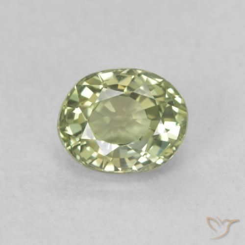 0.57ct Natural Medium Dark-Green Zafiro, Ovalada, VVS