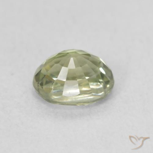 Zafiro Medium Dark-Green natural de 0.57 ct, Ovalada, VVS