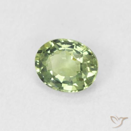 Zafiro Verde medio natural de 0.45 ct, Ovalada, VVS