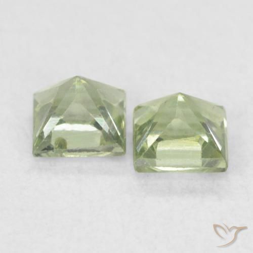 Gemas de Zafiro Verde pera claro natural de 0.46 ct, Cuadrado, VS