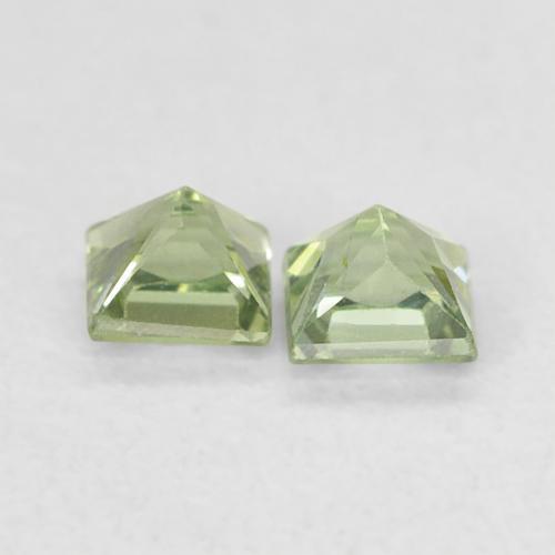 Gemas de Zafiro Verde claro natural de 0.43 ct, Cuadrado, VS