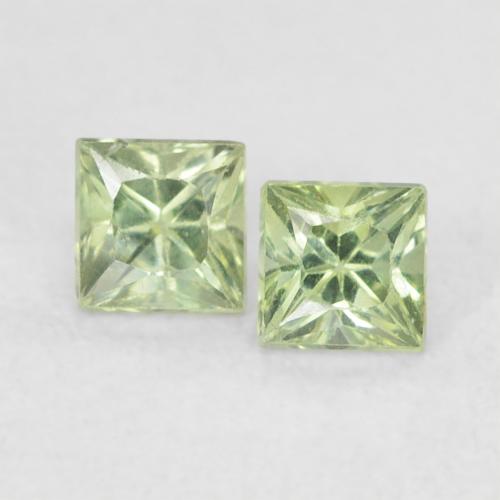 0.48ctw Natural Medium Light Green Zafiro, Cuadrado, VS