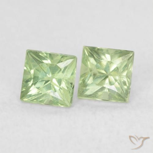 Gemas de Zafiro Verde bosque claro natural de 0.49 ct, Cuadrado, VS