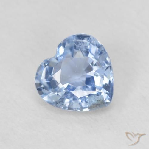 Zafiro Azul celeste claro natural de 0.59 ct, Corazón, VS