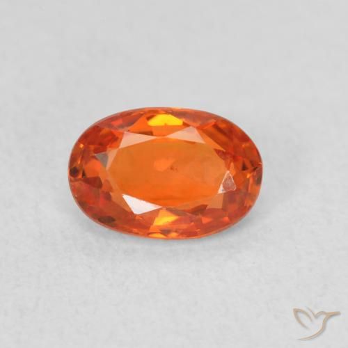 0.64ct Natural Naranja medio Zafiro, Ovalada, VS