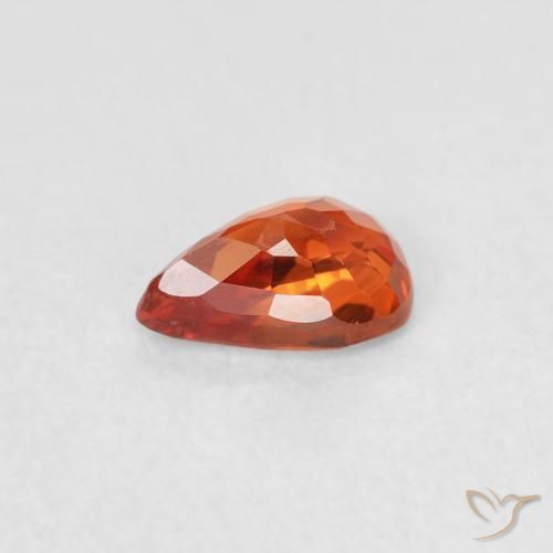 Zafiro Naranja fuego natural de 0.52 ct, En forma de pera, VS