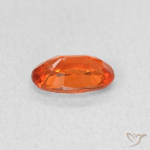 Zafiro Naranja medio natural de 0.51 ct, Ovalada, VS