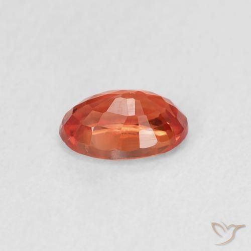 Zafiro Rojo carmesí claro natural de 0.64 ct, Ovalada, VVS-VS