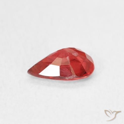 Zafiro Rojo carmesí claro natural de 0.48 ct, En forma de pera, VS