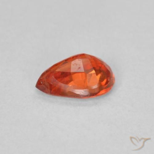 Zafiro Naranja rojizo natural de 0.52 ct, En forma de pera, VVS-VS