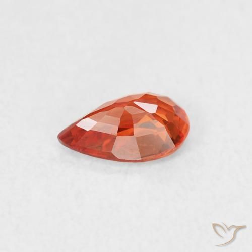Zafiro Naranja rojizo natural de 0.39 ct, En forma de pera, VVS