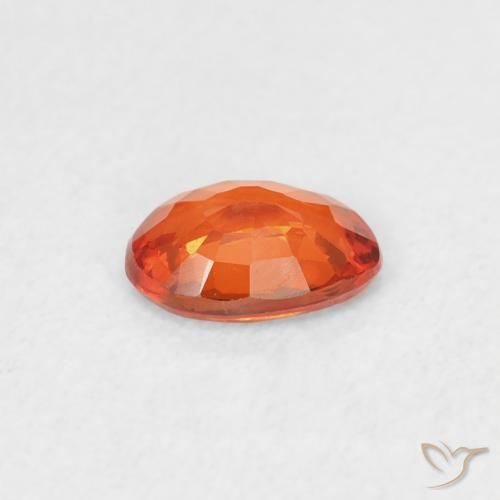 Zafiro Naranja rojizo natural de 0.53 ct, Ovalada, VVS