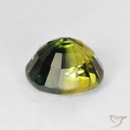 Zafiro Verde bosque intenso natural de 3.97 ct, Ovalada, VS