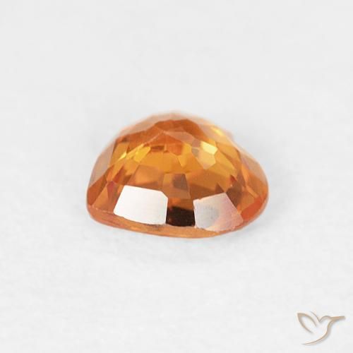 Zafiro Naranja medio natural de 0.43 ct, Corazón, VVS-VS