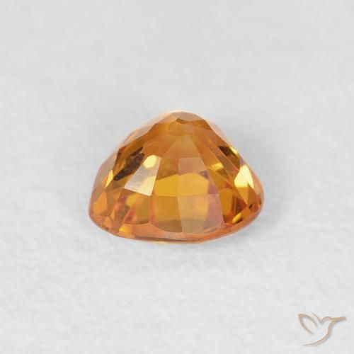 Zafiro Dorado naranja natural de 0.40 ct, Corazón, VVS-VS