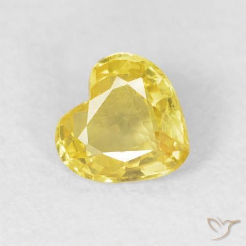 Zafiro Amarillo medio natural de 0.43 ct, Corazón, VVS-VS